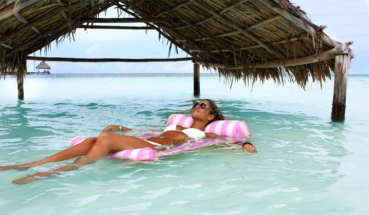 The Aqua Hammock Buy for only 29 with Free Shipping